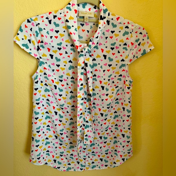 Modcloth Tops - Modcloth Whimsical Heart Button Down Blouse with Cap Sleeves XS EUC